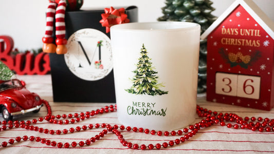 Candela di Natale a forma di albero di pan di zenzero